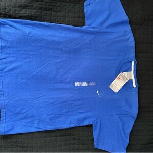 Nike Men's Short Sleeve Tee in Vibrant Blue